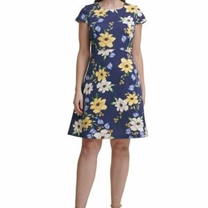 New Jessica Howard floral dress